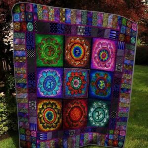 Crown Chakra P120403 Quilt Blanket  Quilt